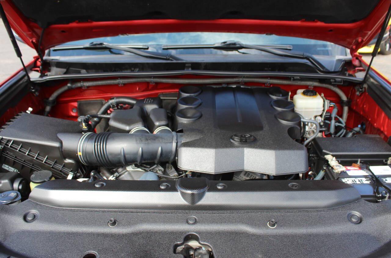 2015 Red Toyota 4Runner SR5 2WD (JTEZU5JR6F5) with an 4.0L V6 270hp 278ft. lbs. 4.0L V6 engine, Automatic 5-Speed transmission, located at 4301 NW 39th , Oklahoma City, OK, 73112, (405) 949-5600, 35.512135, -97.598671 - Hablamos espanol. SPEND SMART --- BUY FROM SUPER SPORTS. ALL PRICES, DOWN PAYMENTS, PAYMENTS, AND FINANCE TERMS ARE NEGOTIABLE AT THE TIME OF APPROVAL. WE WILL WORK WITH YOU TO FIT YOUR BUDGET. WE WILL EVEN LOWER AND ADJUST THE NUMBERS TO HELP MAKE THE VEHICLE MORE AFFORDABLE FOR YOU.- Photo#7