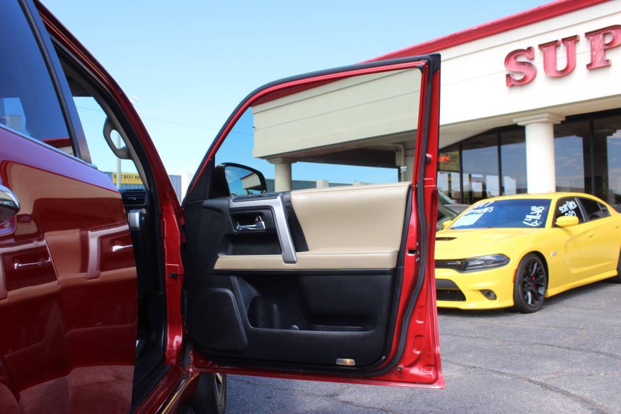 2015 Red Toyota 4Runner SR5 2WD (JTEZU5JR6F5) with an 4.0L V6 270hp 278ft. lbs. 4.0L V6 engine, Automatic 5-Speed transmission, located at 4301 NW 39th , Oklahoma City, OK, 73112, (405) 949-5600, 35.512135, -97.598671 - Hablamos espanol. SPEND SMART --- BUY FROM SUPER SPORTS. ALL PRICES, DOWN PAYMENTS, PAYMENTS, AND FINANCE TERMS ARE NEGOTIABLE AT THE TIME OF APPROVAL. WE WILL WORK WITH YOU TO FIT YOUR BUDGET. WE WILL EVEN LOWER AND ADJUST THE NUMBERS TO HELP MAKE THE VEHICLE MORE AFFORDABLE FOR YOU.- Photo#9