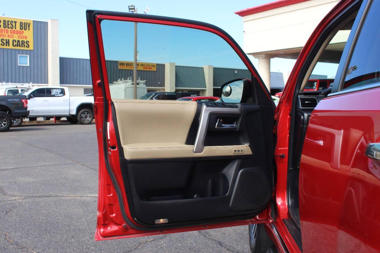 2015 Red Toyota 4Runner SR5 2WD (JTEZU5JR6F5) with an 4.0L V6 270hp 278ft. lbs. 4.0L V6 engine, Automatic 5-Speed transmission, located at 4301 NW 39th , Oklahoma City, OK, 73112, (405) 949-5600, 35.512135, -97.598671 - Hablamos espanol. SPEND SMART --- BUY FROM SUPER SPORTS. ALL PRICES, DOWN PAYMENTS, PAYMENTS, AND FINANCE TERMS ARE NEGOTIABLE AT THE TIME OF APPROVAL. WE WILL WORK WITH YOU TO FIT YOUR BUDGET. WE WILL EVEN LOWER AND ADJUST THE NUMBERS TO HELP MAKE THE VEHICLE MORE AFFORDABLE FOR YOU.- Photo#17