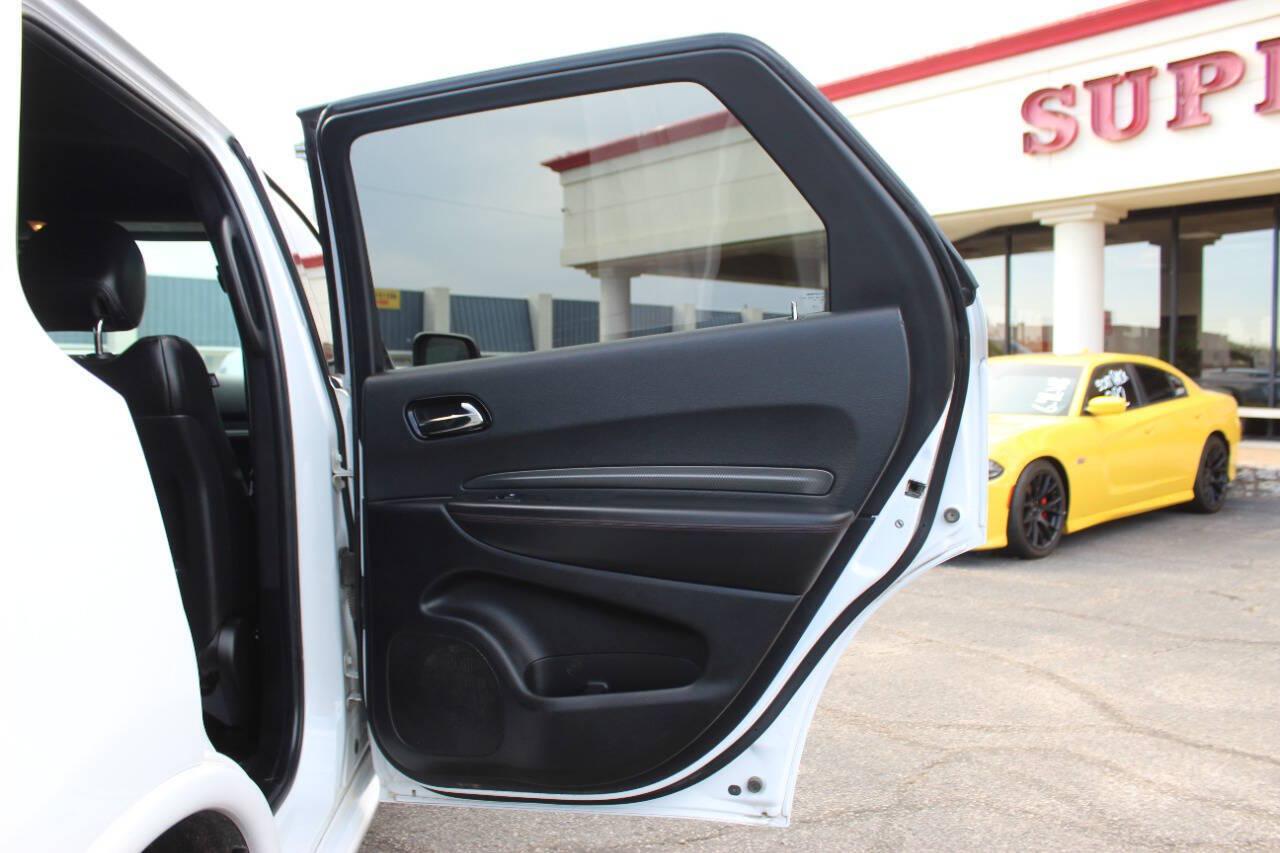2022 White Dodge Durango R/T AWD (1C4SDJCT0NC) with an HEMI 5.7L V8 360hp 390ft. lbs. 5.7L V8 engine, Automatic 8-Speed transmission, located at 4301 NW 39th , Oklahoma City, OK, 73112, (405) 949-5600, 35.512135, -97.598671 - Hablamos espanol. SPEND SMART --- BUY FROM SUPER SPORTS. ALL PRICES, DOWN PAYMENTS, PAYMENTS, AND FINANCE TERMS ARE NEGOTIABLE AT THE TIME OF APPROVAL. WE WILL WORK WITH YOU TO FIT YOUR BUDGET. WE WILL EVEN LOWER AND ADJUST THE NUMBERS TO HELP MAKE THE VEHICLE MORE AFFORDABLE FOR YOU.- Photo#11