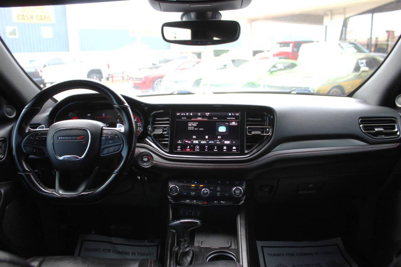 2022 White Dodge Durango R/T AWD (1C4SDJCT0NC) with an HEMI 5.7L V8 360hp 390ft. lbs. 5.7L V8 engine, Automatic 8-Speed transmission, located at 4301 NW 39th , Oklahoma City, OK, 73112, (405) 949-5600, 35.512135, -97.598671 - Hablamos espanol. SPEND SMART --- BUY FROM SUPER SPORTS. ALL PRICES, DOWN PAYMENTS, PAYMENTS, AND FINANCE TERMS ARE NEGOTIABLE AT THE TIME OF APPROVAL. WE WILL WORK WITH YOU TO FIT YOUR BUDGET. WE WILL EVEN LOWER AND ADJUST THE NUMBERS TO HELP MAKE THE VEHICLE MORE AFFORDABLE FOR YOU.- Photo#21