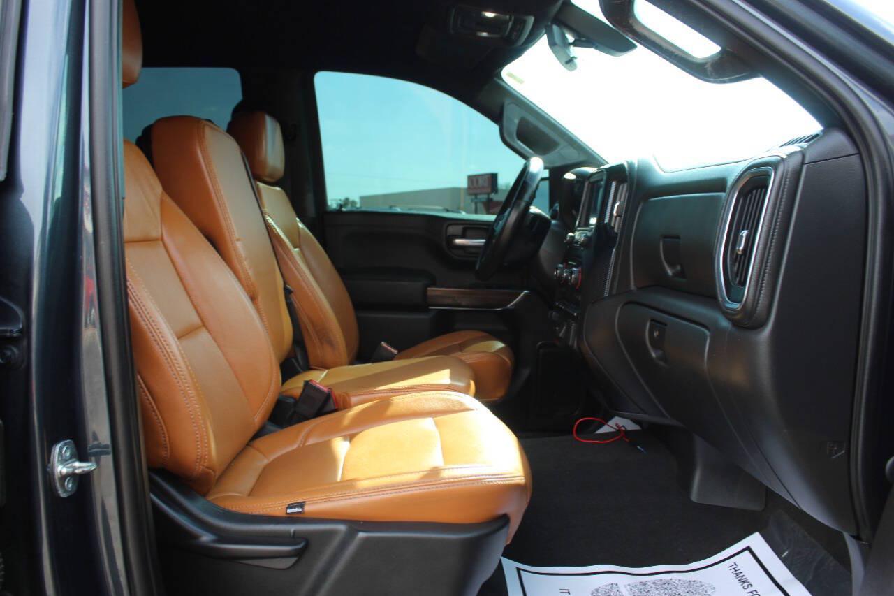 2020 Gray Chevrolet Silverado 1500 LT Crew Cab 4WD (3GCUYDED8LG) with an EcoTec3 5.3L V8 355hp 383ft. lbs. 5.3L V8 engine, Automatic 8-Speed transmission, located at 4301 NW 39th , Oklahoma City, OK, 73112, (405) 949-5600, 35.512135, -97.598671 - Hablamos espanol. SPEND SMART --- BUY FROM SUPER SPORTS. ALL PRICES, DOWN PAYMENTS, PAYMENTS, AND FINANCE TERMS ARE NEGOTIABLE AT THE TIME OF APPROVAL. WE WILL WORK WITH YOU TO FIT YOUR BUDGET. WE WILL EVEN LOWER AND ADJUST THE NUMBERS TO HELP MAKE THE VE HICLE MORE AFFORDABLE FOR YOU.- Photo#10