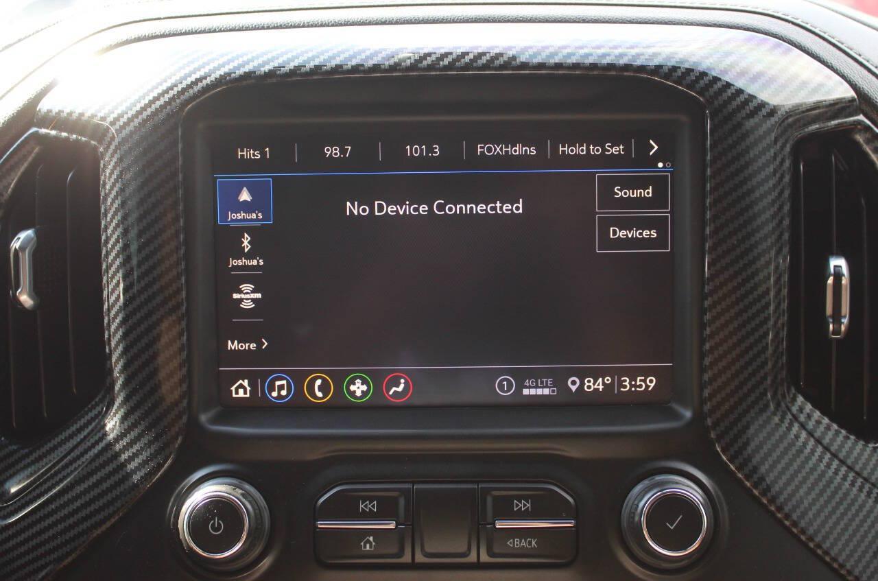 2020 Gray Chevrolet Silverado 1500 LT Crew Cab 4WD (3GCUYDED8LG) with an EcoTec3 5.3L V8 355hp 383ft. lbs. 5.3L V8 engine, Automatic 8-Speed transmission, located at 4301 NW 39th , Oklahoma City, OK, 73112, (405) 949-5600, 35.512135, -97.598671 - Hablamos espanol. SPEND SMART --- BUY FROM SUPER SPORTS. ALL PRICES, DOWN PAYMENTS, PAYMENTS, AND FINANCE TERMS ARE NEGOTIABLE AT THE TIME OF APPROVAL. WE WILL WORK WITH YOU TO FIT YOUR BUDGET. WE WILL EVEN LOWER AND ADJUST THE NUMBERS TO HELP MAKE THE VE HICLE MORE AFFORDABLE FOR YOU.- Photo#22
