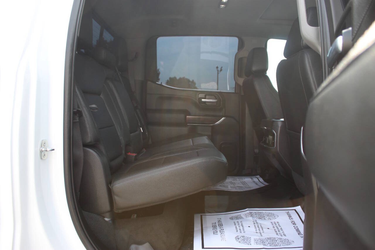 2022 White GMC Sierra 1500 Limited SLT Crew Cab Short Box 4WD (3GTU9DEL8NG) with an EcoTec3 6.2L V8 420hp 460ft. lbs. 6.2L V8 engine, Automatic 10-Speed transmission, located at 4301 NW 39th , Oklahoma City, OK, 73112, (405) 949-5600, 35.512135, -97.598671- Photo#10