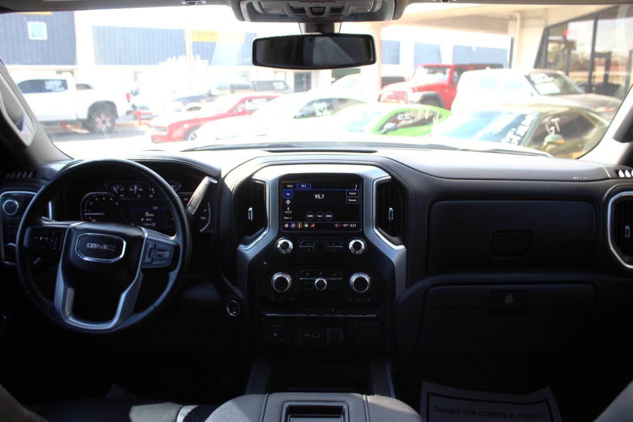 2022 White GMC Sierra 1500 Limited SLT Crew Cab Short Box 4WD (3GTU9DEL8NG) with an EcoTec3 6.2L V8 420hp 460ft. lbs. 6.2L V8 engine, Automatic 10-Speed transmission, located at 4301 NW 39th , Oklahoma City, OK, 73112, (405) 949-5600, 35.512135, -97.598671- Photo#16