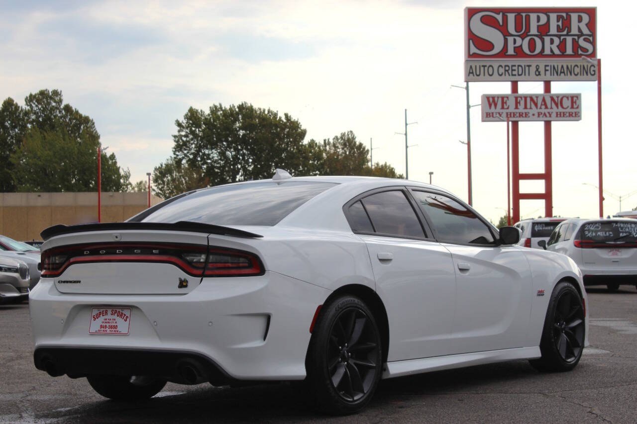 2019 White Dodge Charger R/T 392 (2C3CDXGJ7KH) with an HEMI 6.4L V8 485hp 475ft. lbs. 6.4L V8 engine, Automatic 8-Speed transmission, located at 4301 NW 39th , Oklahoma City, OK, 73112, (405) 949-5600, 35.512135, -97.598671 - Hablamos espanol. SPEND SMART --- BUY FROM SUPER SPORTS. ALL PRICES, DOWN PAYMENTS, PAYMENTS, AND FINANCE TERMS ARE NEGOTIABLE AT THE TIME OF APPROVAL. WE WILL WORK WITH YOU TO FIT YOUR BUDGET. WE WILL EVEN LOWER AND ADJUST THE NUMBERS TO HELP MAKE THE VEHICLE MORE AFFORDABLE FOR YOU.- Photo#3