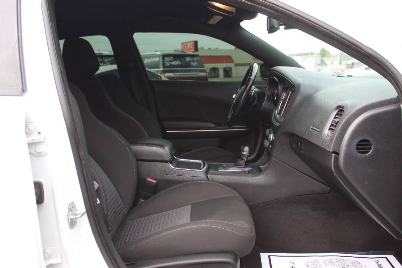 2019 White Dodge Charger R/T 392 (2C3CDXGJ7KH) with an HEMI 6.4L V8 485hp 475ft. lbs. 6.4L V8 engine, Automatic 8-Speed transmission, located at 4301 NW 39th , Oklahoma City, OK, 73112, (405) 949-5600, 35.512135, -97.598671 - Hablamos espanol. SPEND SMART --- BUY FROM SUPER SPORTS. ALL PRICES, DOWN PAYMENTS, PAYMENTS, AND FINANCE TERMS ARE NEGOTIABLE AT THE TIME OF APPROVAL. WE WILL WORK WITH YOU TO FIT YOUR BUDGET. WE WILL EVEN LOWER AND ADJUST THE NUMBERS TO HELP MAKE THE VEHICLE MORE AFFORDABLE FOR YOU.- Photo#11