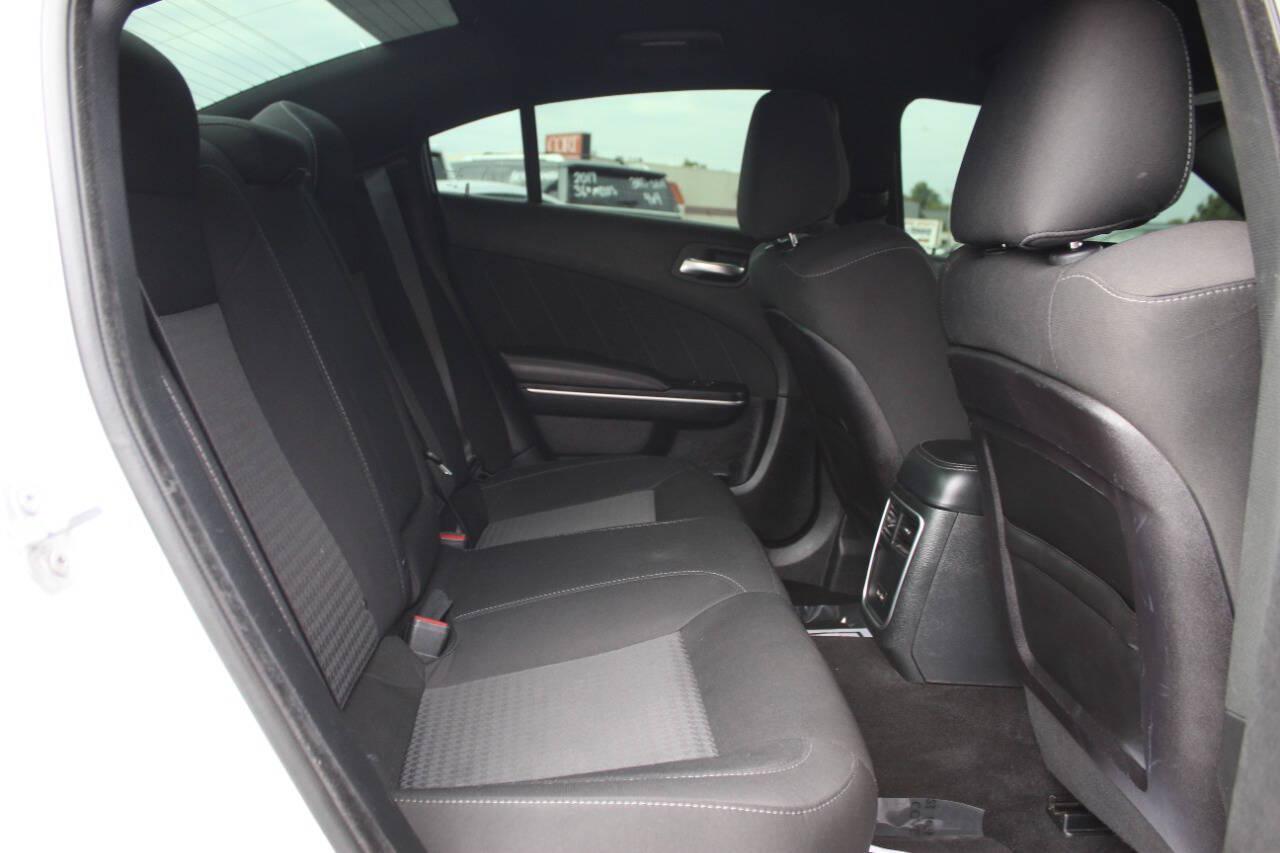 2019 White Dodge Charger R/T 392 (2C3CDXGJ7KH) with an HEMI 6.4L V8 485hp 475ft. lbs. 6.4L V8 engine, Automatic 8-Speed transmission, located at 4301 NW 39th , Oklahoma City, OK, 73112, (405) 949-5600, 35.512135, -97.598671 - Hablamos espanol. SPEND SMART --- BUY FROM SUPER SPORTS. ALL PRICES, DOWN PAYMENTS, PAYMENTS, AND FINANCE TERMS ARE NEGOTIABLE AT THE TIME OF APPROVAL. WE WILL WORK WITH YOU TO FIT YOUR BUDGET. WE WILL EVEN LOWER AND ADJUST THE NUMBERS TO HELP MAKE THE VEHICLE MORE AFFORDABLE FOR YOU.- Photo#13