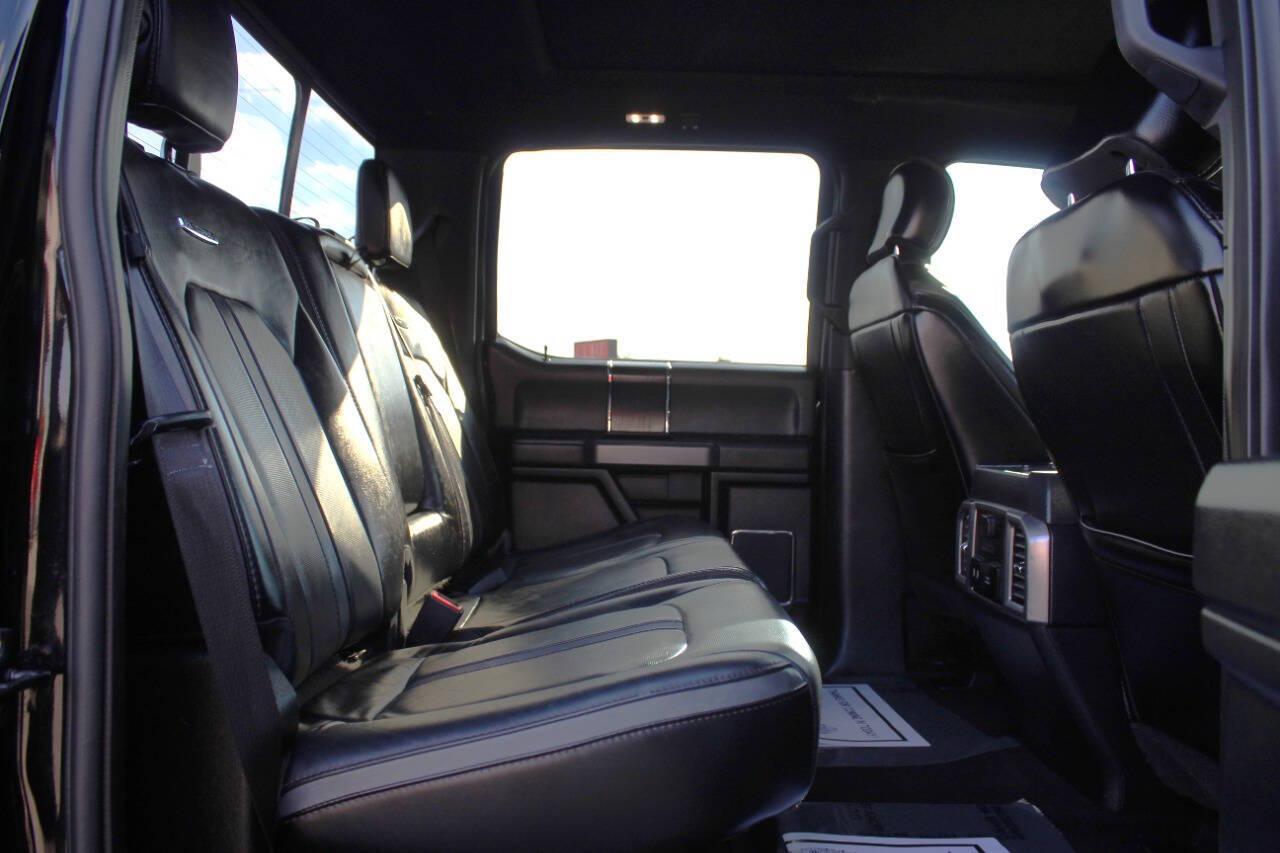 2018 Black Ford F-250 Super Duty King Ranch Crew Cab Long Bed 4WD (1FT7W2BT1JE) with an Power Stroke 6.7L Biodiesel Turbo V8 450hp 935ft. lbs. 6.7L V8 engine, Automatic 6-Speed transmission, located at 4301 NW 39th , Oklahoma City, OK, 73112, (405) 949-5600, 35.512135, -97.598671 - Hablamos espanol. SPEND SMART --- BUY FROM SUPER SPORTS. ALL PRICES, DOWN PAYMENTS, PAYMENTS, AND FINANCE TERMS ARE NEGOTIABLE AT THE TIME OF APPROVAL. WE WILL WORK WITH YOU TO FIT YOUR BUDGET. WE WILL EVEN LOWER AND ADJUST THE NUMBERS TO HELP MAKE THE VE HICLE MORE AFFORDABLE FOR YOU.- Photo#10