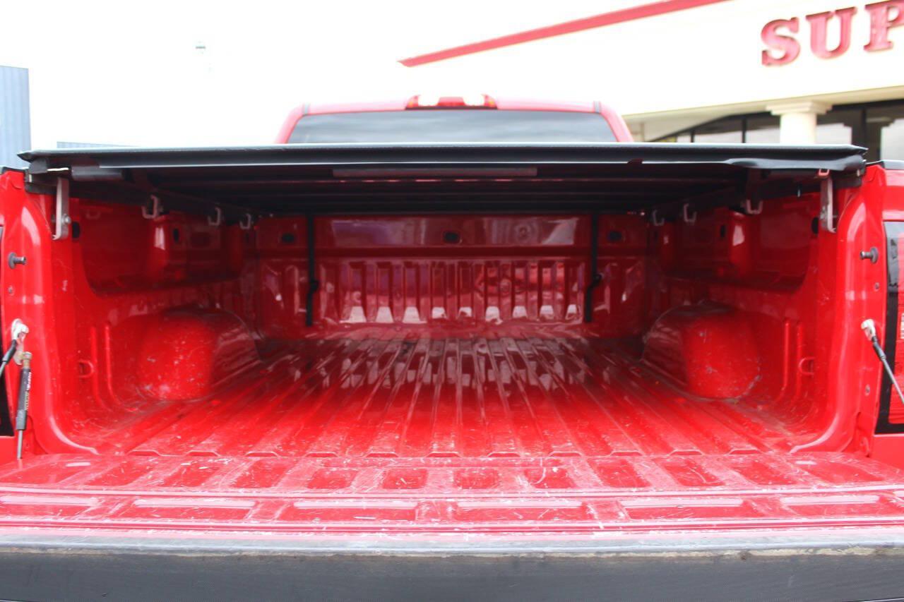 2016 Red Chevrolet Silverado 1500 Work Truck Double Cab 4WD (1GCVKPEC5GZ) with an EcoTec3 5.3L V8 355hp 383ft. lbs. 5.3L V8 engine, Automatic 6-Speed transmission, located at 4301 NW 39th , Oklahoma City, OK, 73112, (405) 949-5600, 35.512135, -97.598671 - Hablamos espanol. SPEND SMART --- BUY FROM SUPER SPORTS. ALL PRICES, DOWN PAYMENTS, PAYMENTS, AND FINANCE TERMS ARE NEGOTIABLE AT THE TIME OF APPROVAL. WE WILL WORK WITH YOU TO FIT YOUR BUDGET. WE WILL EVEN LOWER AND ADJUST THE NUMBERS TO HELP MAKE THE VEHICLE MORE AFFORDABLE FOR YOU.- Photo#12