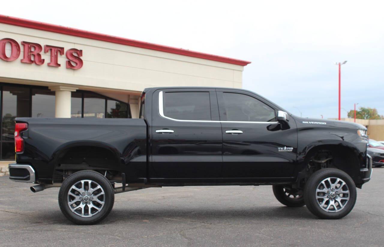 2019 Black Chevrolet Silverado 1500 LTZ Crew Cab Long Box 4WD (3GCUYGED2KG) with an EcoTec3 5.3L V8 355hp 383ft. lbs. 5.3L V8 engine, Automatic 8-Speed transmission, located at 4301 NW 39th , Oklahoma City, OK, 73112, (405) 949-5600, 35.512135, -97.598671 - Hablamos espanol. SPEND SMART --- BUY FROM SUPER SPORTS. ALL PRICES, DOWN PAYMENTS, PAYMENTS, AND FINANCE TERMS ARE NEGOTIABLE AT THE TIME OF APPROVAL. WE WILL WORK WITH YOU TO FIT YOUR BUDGET. WE WILL EVEN LOWER AND ADJUST THE NUMBERS TO HELP MAKE THE VE HICLE MORE AFFORDABLE FOR YOU.- Photo#2