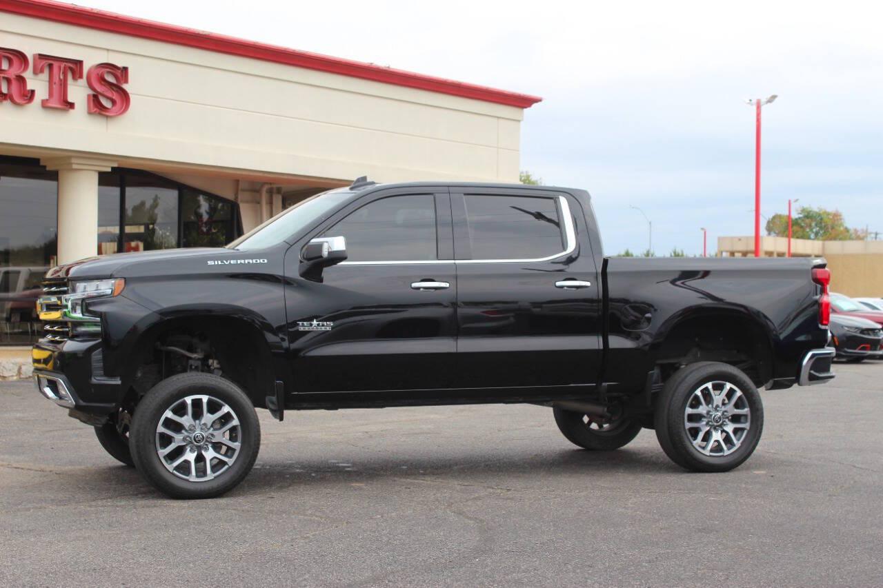 2019 Black Chevrolet Silverado 1500 LTZ Crew Cab Long Box 4WD (3GCUYGED2KG) with an EcoTec3 5.3L V8 355hp 383ft. lbs. 5.3L V8 engine, Automatic 8-Speed transmission, located at 4301 NW 39th , Oklahoma City, OK, 73112, (405) 949-5600, 35.512135, -97.598671 - Hablamos espanol. SPEND SMART --- BUY FROM SUPER SPORTS. ALL PRICES, DOWN PAYMENTS, PAYMENTS, AND FINANCE TERMS ARE NEGOTIABLE AT THE TIME OF APPROVAL. WE WILL WORK WITH YOU TO FIT YOUR BUDGET. WE WILL EVEN LOWER AND ADJUST THE NUMBERS TO HELP MAKE THE VE HICLE MORE AFFORDABLE FOR YOU.- Photo#5