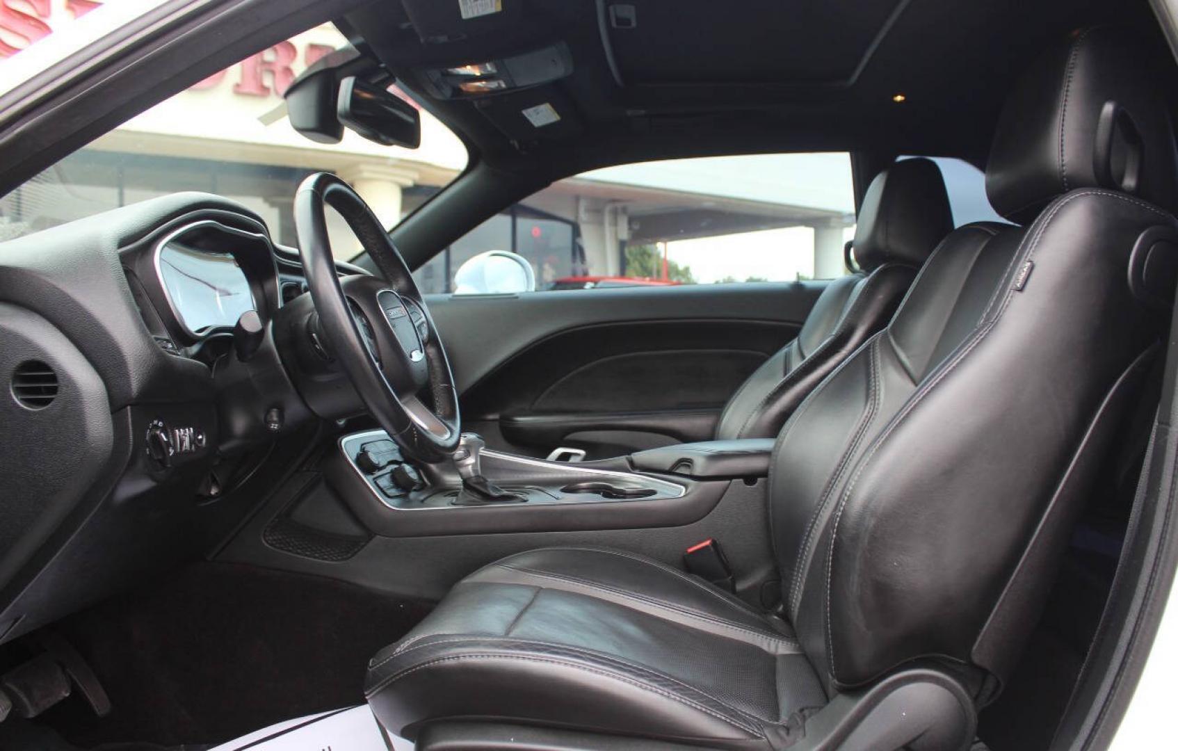 2018 White Dodge Challenger SXT (2C3CDZAG6JH) with an Pentastar 3.6L V6 305hp 268ft. lbs. 3.6L V6 engine, Automatic 8-Speed transmission, located at 4301 NW 39th , Oklahoma City, OK, 73112, (405) 949-5600, 35.512135, -97.598671 - Hablamos espanol. SPEND SMART --- BUY FROM SUPER SPORTS. ALL PRICES, DOWN PAYMENTS, PAYMENTS, AND FINANCE TERMS ARE NEGOTIABLE AT THE TIME OF APPROVAL. WE WILL WORK WITH YOU TO FIT YOUR BUDGET. WE WILL EVEN LOWER AND ADJUST THE NUMBERS TO HELP MAKE THE VE HICLE MORE AFFORDABLE FOR YOU.- Photo#12