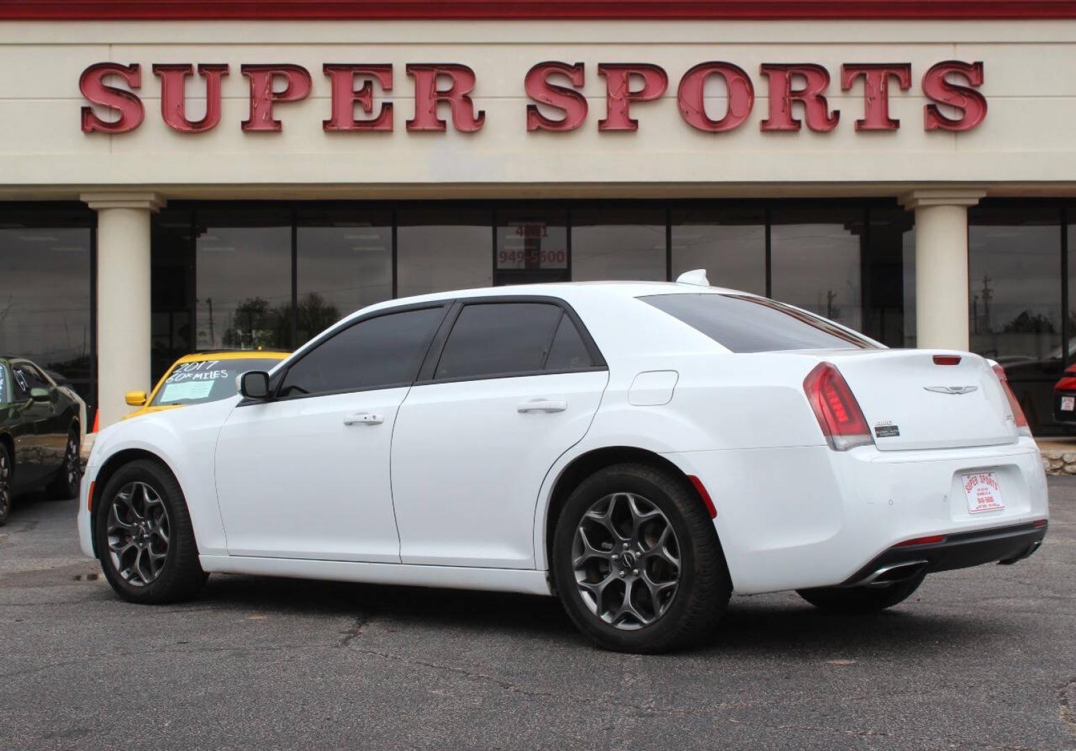 2018 White Chrysler 300 S V6 AWD (2C3CCAGG3JH) with an Pentastar 3.6L V6 300hp 264ft. lbs. 3.6L V6 engine, Automatic 8-Speed transmission, located at 4301 NW 39th , Oklahoma City, OK, 73112, (405) 949-5600, 35.512135, -97.598671 - Hablamos espanol. SPEND SMART --- BUY FROM SUPER SPORTS. ALL PRICES, DOWN PAYMENTS, PAYMENTS, AND FINANCE TERMS ARE NEGOTIABLE AT THE TIME OF APPROVAL. WE WILL WORK WITH YOU TO FIT YOUR BUDGET. WE WILL EVEN LOWER AND ADJUST THE NUMBERS TO HELP MAKE THE VE HICLE MORE AFFORDABLE FOR YOU.- Photo#4