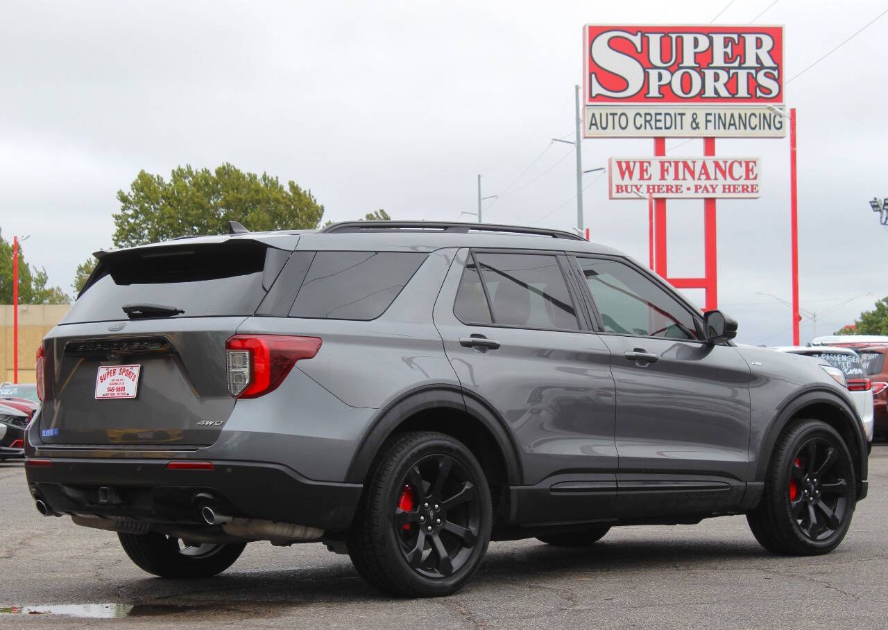 2023 Gray Ford Explorer ST-Line AWD (1FMSK8KH0PG) with an EcoBoost 2.3L Turbo I4 300hp 310ft. lbs. 2.3L I4 engine, Automatic 10-Speed transmission, located at 4301 NW 39th , Oklahoma City, OK, 73112, (405) 949-5600, 35.512135, -97.598671 - Hablamos espanol. SPEND SMART --- BUY FROM SUPER SPORTS. ALL PRICES, DOWN PAYMENTS, PAYMENTS, AND FINANCE TERMS ARE NEGOTIABLE AT THE TIME OF APPROVAL. WE WILL WORK WITH YOU TO FIT YOUR BUDGET. WE WILL EVEN LOWER AND ADJUST THE NUMBERS TO HELP MAKE THE VE HICLE MORE AFFORDABLE FOR YOU.- Photo#3