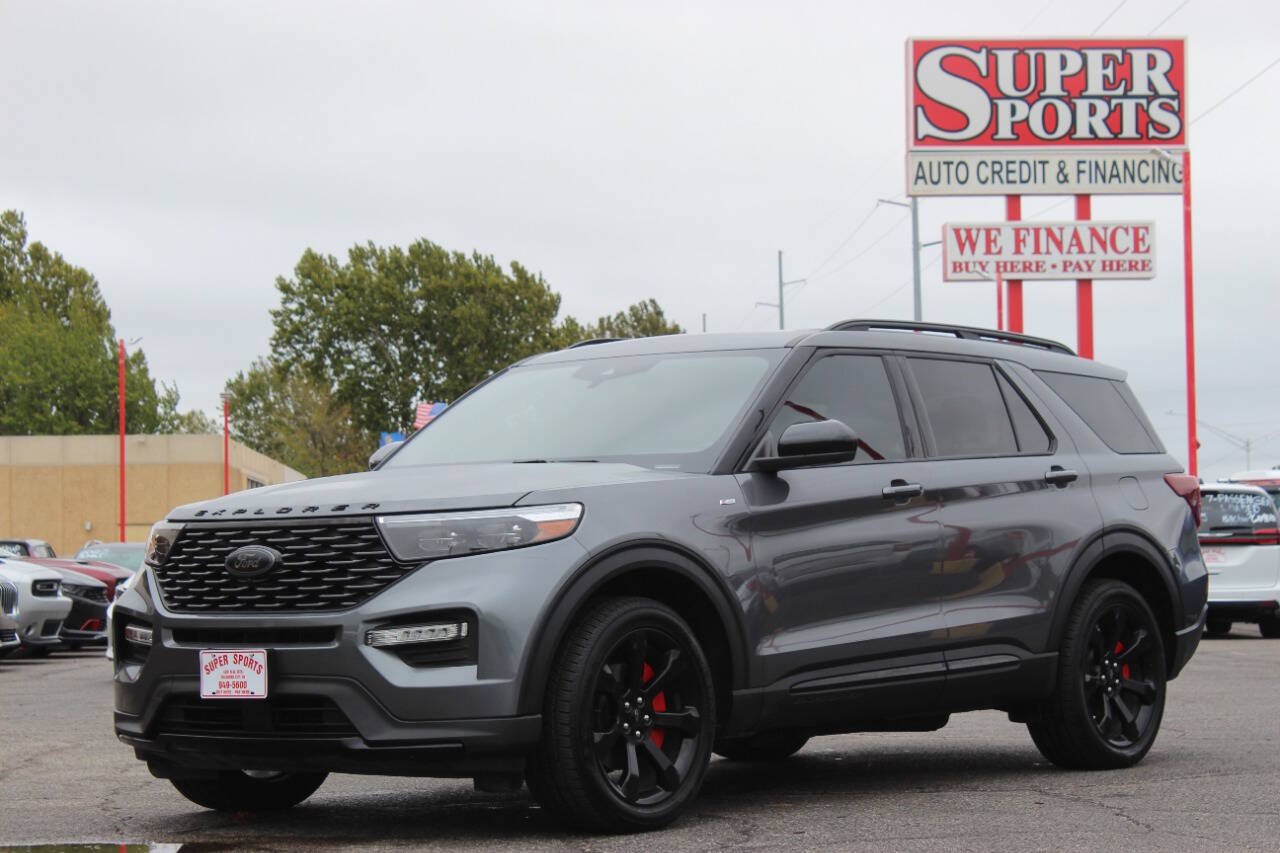 2023 Gray Ford Explorer ST-Line AWD (1FMSK8KH0PG) with an EcoBoost 2.3L Turbo I4 300hp 310ft. lbs. 2.3L I4 engine, Automatic 10-Speed transmission, located at 4301 NW 39th , Oklahoma City, OK, 73112, (405) 949-5600, 35.512135, -97.598671 - Hablamos espanol. SPEND SMART --- BUY FROM SUPER SPORTS. ALL PRICES, DOWN PAYMENTS, PAYMENTS, AND FINANCE TERMS ARE NEGOTIABLE AT THE TIME OF APPROVAL. WE WILL WORK WITH YOU TO FIT YOUR BUDGET. WE WILL EVEN LOWER AND ADJUST THE NUMBERS TO HELP MAKE THE VE HICLE MORE AFFORDABLE FOR YOU.- Photo#6