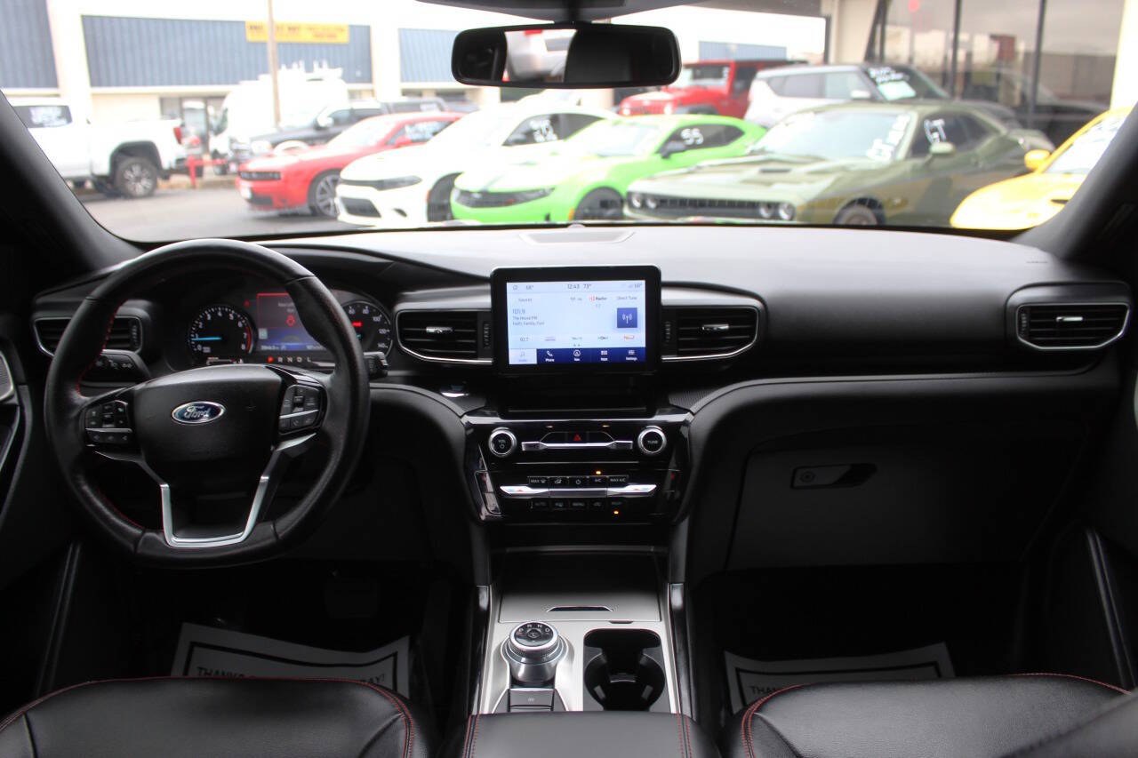 2023 Gray Ford Explorer ST-Line AWD (1FMSK8KH0PG) with an EcoBoost 2.3L Turbo I4 300hp 310ft. lbs. 2.3L I4 engine, Automatic 10-Speed transmission, located at 4301 NW 39th , Oklahoma City, OK, 73112, (405) 949-5600, 35.512135, -97.598671 - Hablamos espanol. SPEND SMART --- BUY FROM SUPER SPORTS. ALL PRICES, DOWN PAYMENTS, PAYMENTS, AND FINANCE TERMS ARE NEGOTIABLE AT THE TIME OF APPROVAL. WE WILL WORK WITH YOU TO FIT YOUR BUDGET. WE WILL EVEN LOWER AND ADJUST THE NUMBERS TO HELP MAKE THE VE HICLE MORE AFFORDABLE FOR YOU.- Photo#19