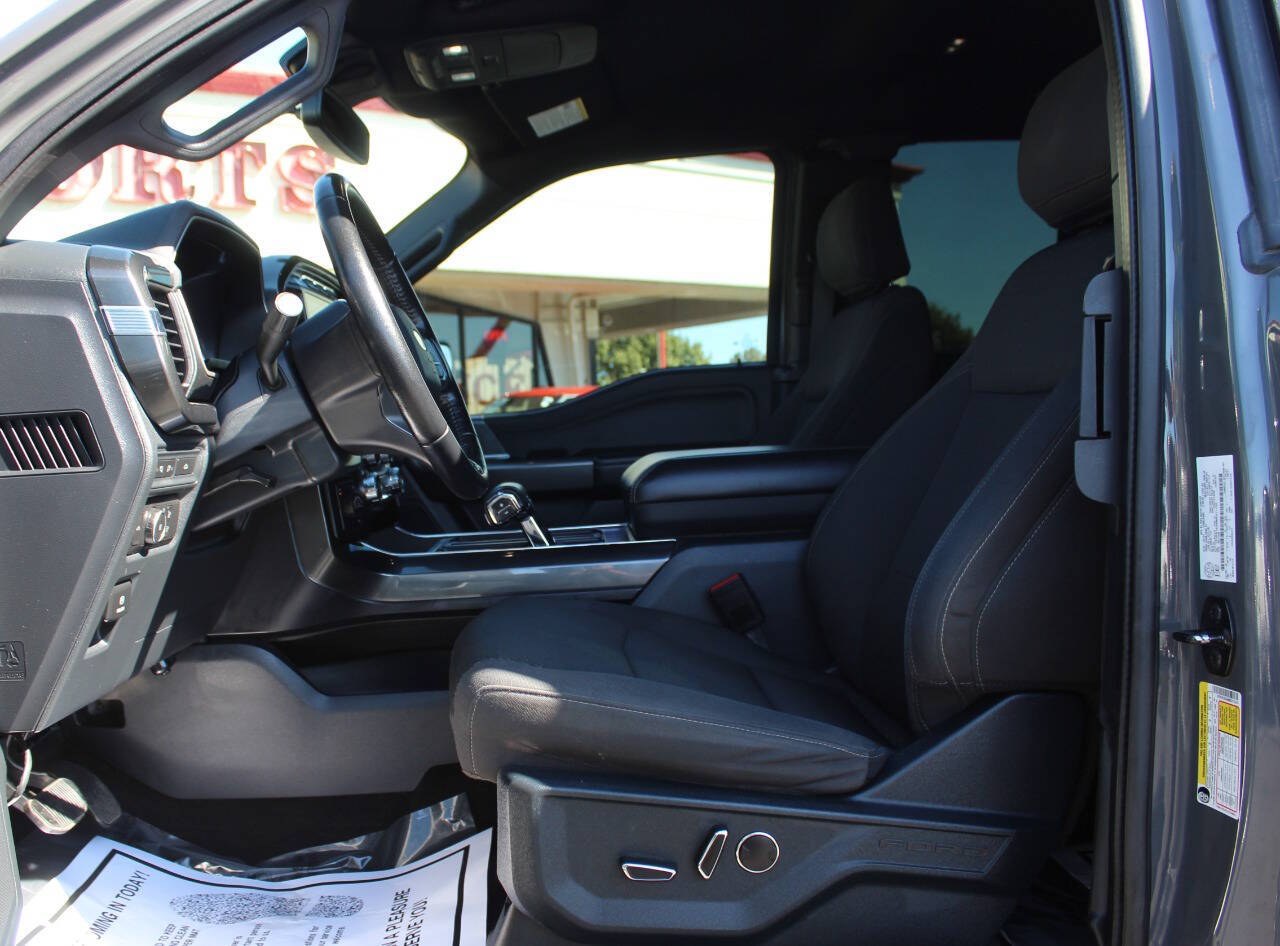 2021 Gray Ford F-150 Lariat SuperCab 6.5-ft. 4WD (1FTFX1E54MK) with an 5.0L Flex Fuel V8 400hp 410ft. lbs. 5.0L V8 engine, Automatic 10-Speed transmission, located at 4301 NW 39th , Oklahoma City, OK, 73112, (405) 949-5600, 35.512135, -97.598671 - Hablamos espanol. SPEND SMART --- BUY FROM SUPER SPORTS. ALL PRICES, DOWN PAYMENTS, PAYMENTS, AND FINANCE TERMS ARE NEGOTIABLE AT THE TIME OF APPROVAL. WE WILL WORK WITH YOU TO FIT YOUR BUDGET. WE WILL EVEN LOWER AND ADJUST THE NUMBERS TO HELP MAKE THE VE HICLE MORE AFFORDABLE FOR YOU.- Photo#16