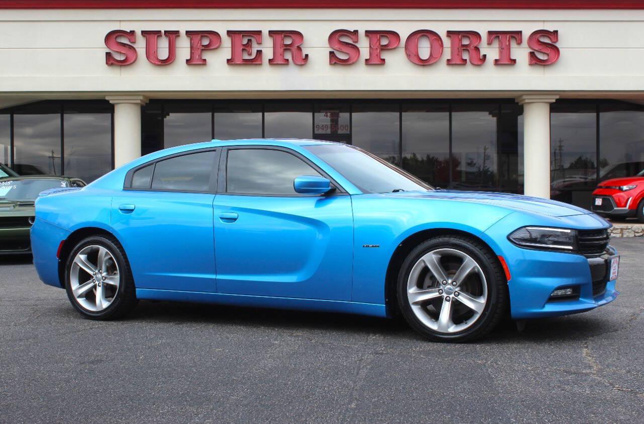 2016 Blue Dodge Charger R/T (2C3CDXCT7GH) with an HEMI 5.7L V8 370hp 395ft. lbs. 5.7L V8 engine, Automatic 8-Speed transmission, located at 4301 NW 39th , Oklahoma City, OK, 73112, (405) 949-5600, 35.512135, -97.598671 - SPEND SMART --- BUY FROM SUPER SPORTS. ALL PRICES, DOWN PAYMENTS, PAYMENTS, AND FINANCE TERMS ARE NEGOTIABLE AT THE TIME OF APPROVAL. WE WILL WORK WITH YOU TO FIT YOUR BUDGET. WE WILL EVEN LOWER AND ADJUST THE NUMBERS TO HELP MAKE THE VEHICLE MORE AFFORDABLE FOR YOU. Our financing progra- Photo#0