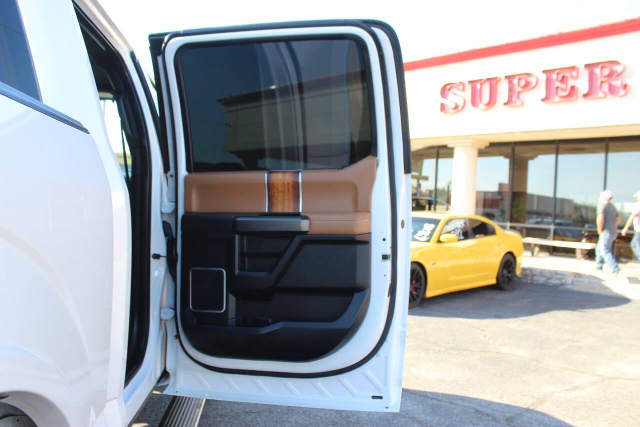 2016 White Ford F-150 XLT SuperCrew 6.5-ft. Bed 4WD (1FTEW1EG3GF) with an EcoBoost 3.5L Twin Turbo V6 365hp 420ft. lbs. 3.5L V6 engine, Automatic 6-Speed transmission, located at 4301 NW 39th , Oklahoma City, OK, 73112, (405) 949-5600, 35.512135, -97.598671 - SPEND SMART --- BUY FROM SUPER SPORTS. ALL PRICES, DOWN PAYMENTS, PAYMENTS, AND FINANCE TERMS ARE NEGOTIABLE AT THE TIME OF APPROVAL. WE WILL WORK WITH YOU TO FIT YOUR BUDGET. WE WILL EVEN LOWER AND ADJUST THE NUMBERS TO HELP MAKE THE VEHICLE MORE AFFORDABLE FOR YOU. Our financing progra- Photo#9
