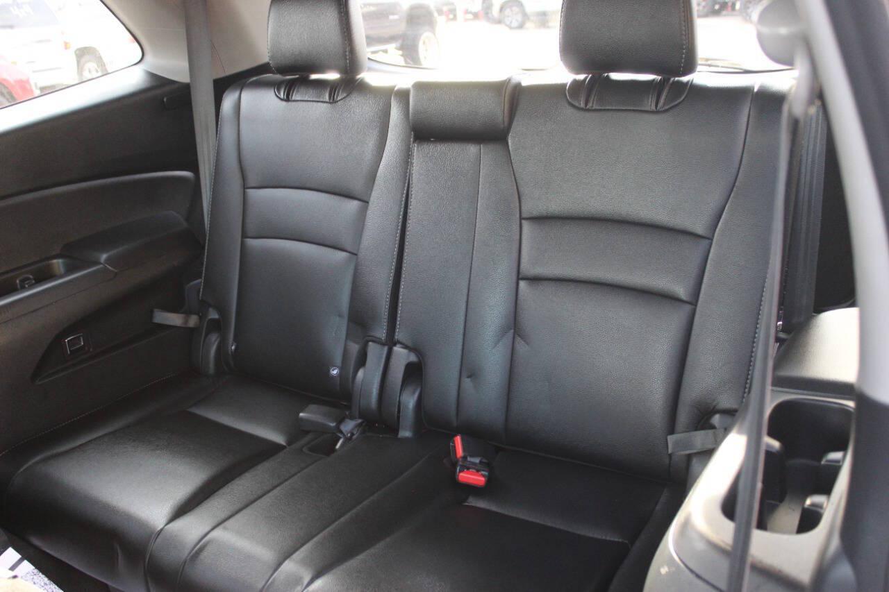 2021 White Honda Pilot EXL 2WD (5FNYF5H55MB) with an 3.5L V6 280hp 262ft. lbs. 3.5L V6 engine, Automatic 9-Speed transmission, located at 4301 NW 39th , Oklahoma City, OK, 73112, (405) 949-5600, 35.512135, -97.598671 - Hablamos espanol. SPEND SMART --- BUY FROM SUPER SPORTS. ALL PRICES, DOWN PAYMENTS, PAYMENTS, AND FINANCE TERMS ARE NEGOTIABLE AT THE TIME OF APPROVAL. WE WILL WORK WITH YOU TO FIT YOUR BUDGET. WE WILL EVEN LOWER AND ADJUST THE NUMBERS TO HELP MAKE THE VEHICLE MORE AFFORDABLE FOR YOU.- Photo#15